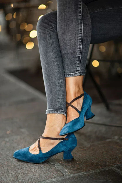 ELEGANT STRAP MID-HEELS